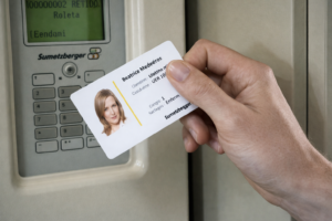 Sistema de Registro por Cartão